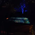 Semesterbostad House Mablo With Pool & Jacuzzi