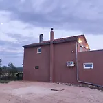House Mablo With Pool & Jacuzzi Semesterbostad