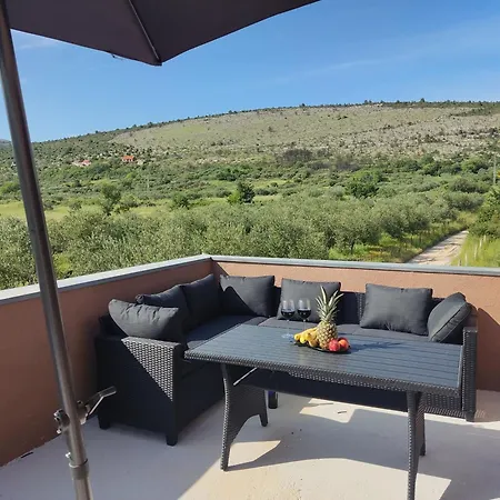 Holiday home House Mablo With Pool & Jacuzzi