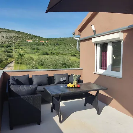 House Mablo With Pool & Jacuzzi * Šibenik