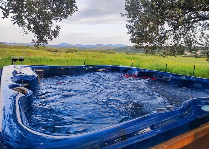 House Mablo With Pool & Jacuzzi * Szybenik