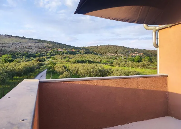 House Mablo With Pool & Jacuzzi