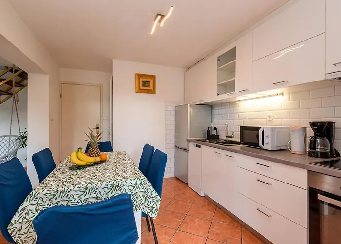 House Mablo With Pool & Jacuzzi Dom wakacyjny