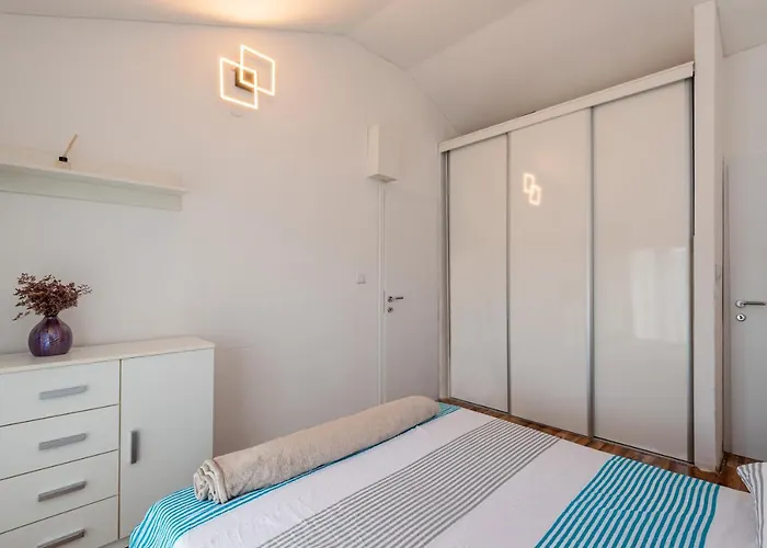 House Mablo With Pool & Jacuzzi Šibenik