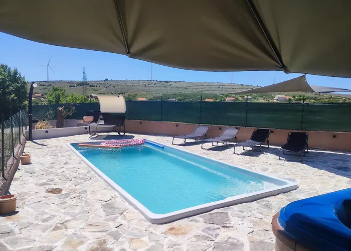 House Mablo With Pool & Jacuzzi * שיבניק