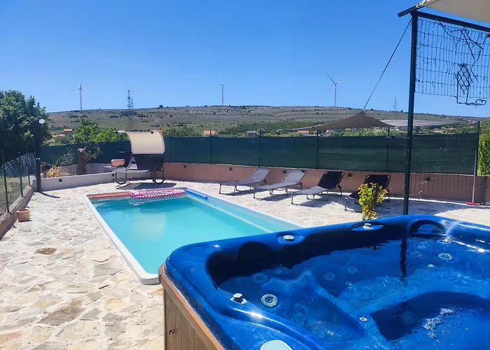 House Mablo With Pool & Jacuzzi * Šibenik