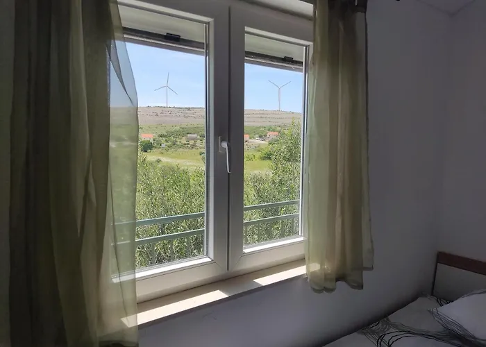 House Mablo With Pool & Jacuzzi