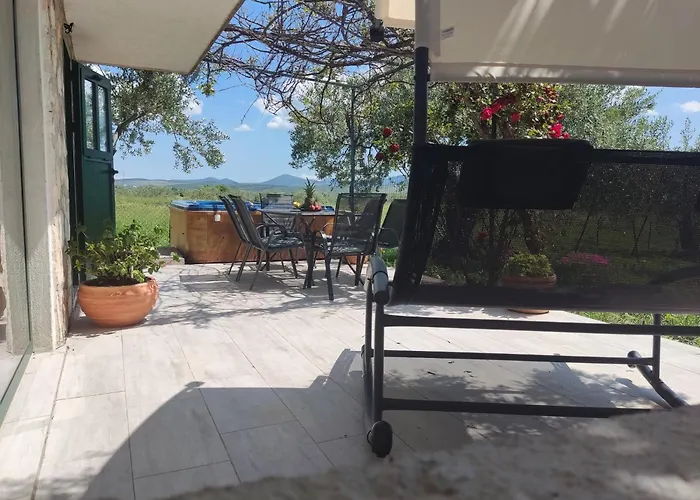 House Mablo With Pool & Jacuzzi Tatil Evi