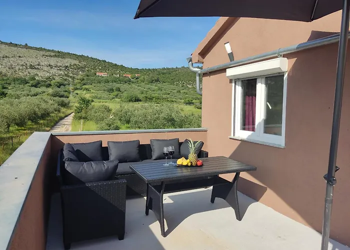 House Mablo With Pool & Jacuzzi * Szybenik